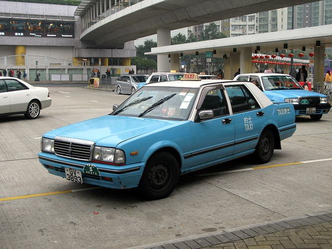 穿梭都市的風(fēng)景線——香港出租車漫談